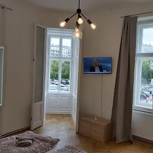 Appartement Lovely New 2 Bedroom Near Hannovamarkt, Vienne