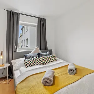 Appartamento Perfect Location, 2 Min To Main Station, Long Term